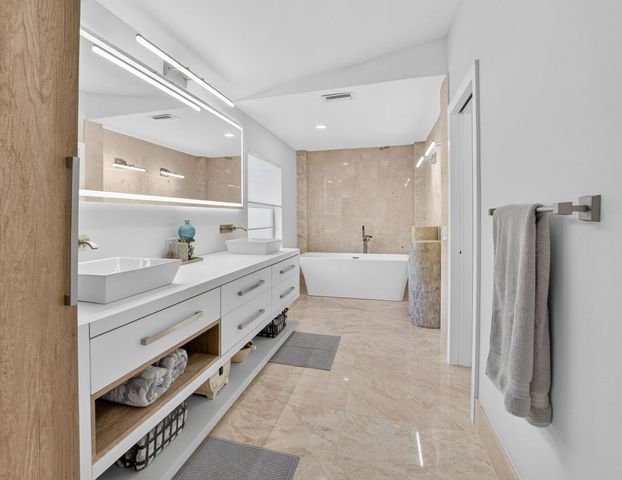 11845 Island Lakes Lane, Boca Raton, FL 33498