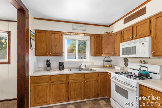 747 Root Street, Belding, MI 48809