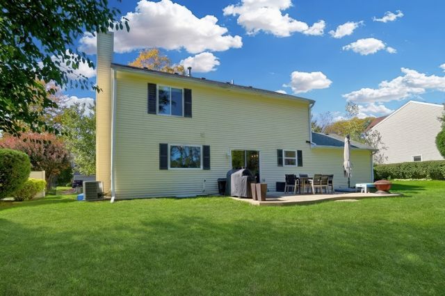 6405 Plainview Road, Gurnee, IL 60031