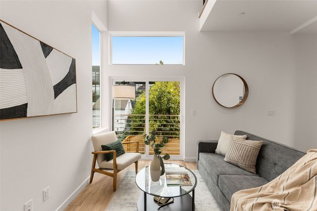 730 A Broadway E, Seattle, WA 98102