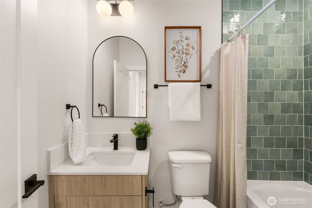 730 A Broadway E, Seattle, WA 98102