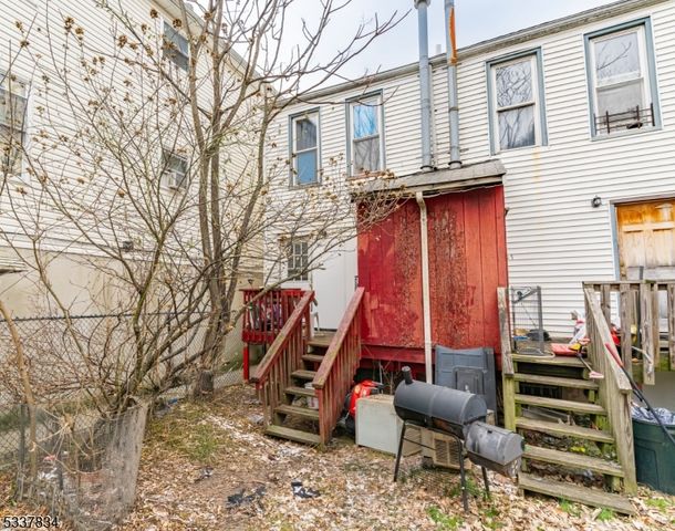 115 Highland Ave, Newark City, NJ 07104