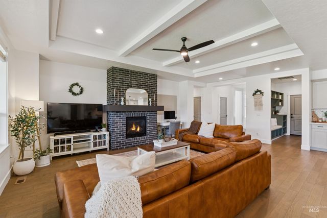 844 W Tida St, Meridian, ID 83646