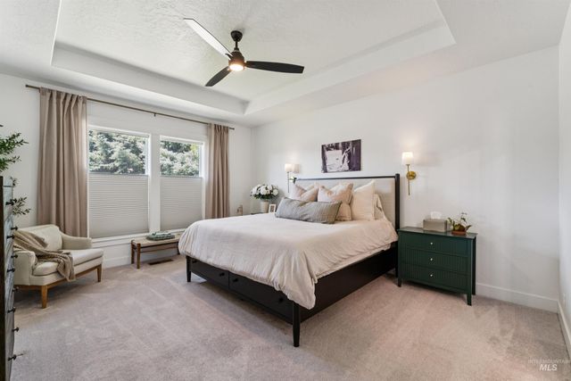 844 W Tida St, Meridian, ID 83646