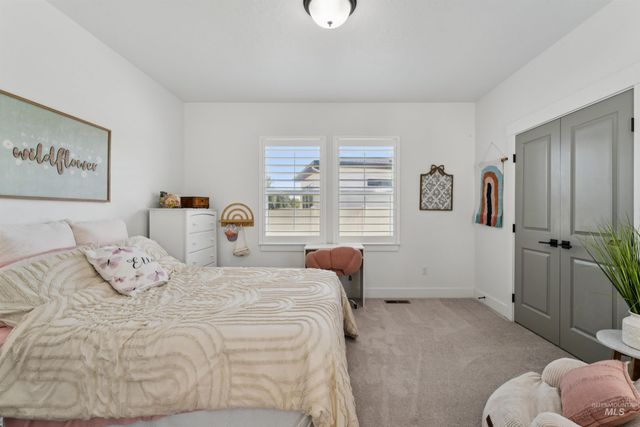 844 W Tida St, Meridian, ID 83646