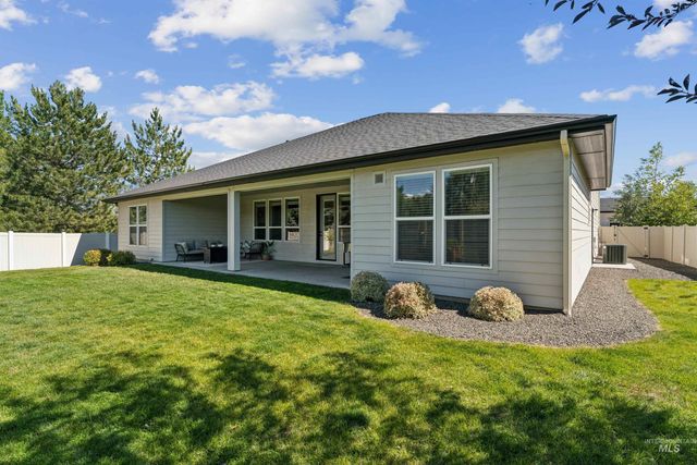844 W Tida St, Meridian, ID 83646