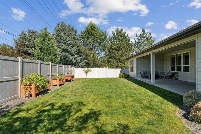 844 W Tida St, Meridian, ID 83646