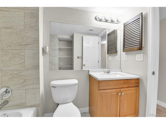 18034 E Ohio Ave 104, Aurora, CO 80017