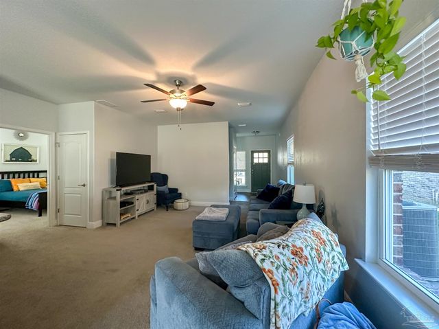 3613 Conley Dr, Cantonment, FL 32533
