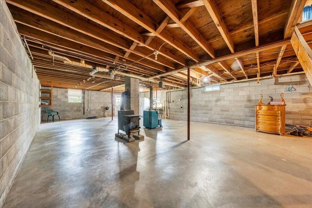 935 Bonbrook Mill RD, Rocky Mount, VA 24151