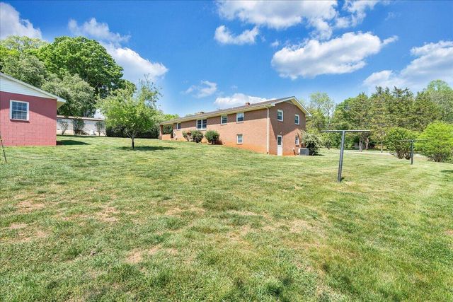 935 Bonbrook Mill RD, Rocky Mount, VA 24151