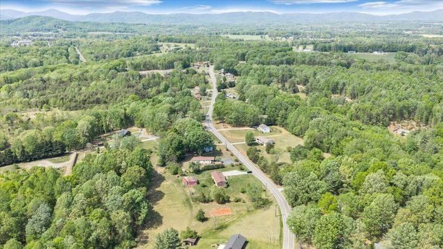 935 Bonbrook Mill RD, Rocky Mount, VA 24151