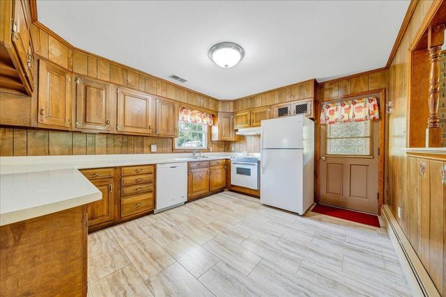935 Bonbrook Mill RD, Rocky Mount, VA 24151