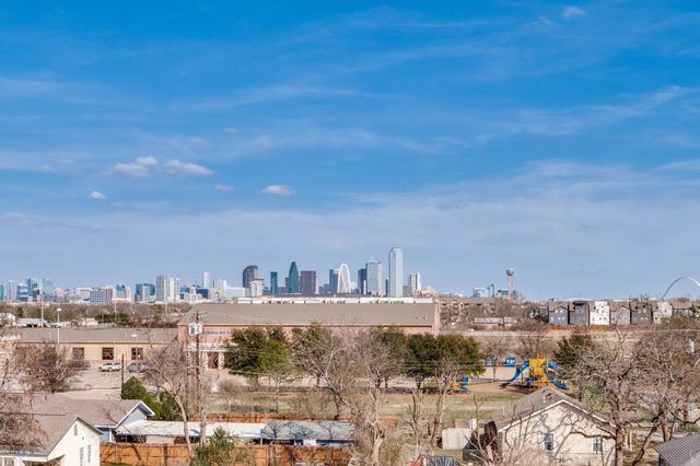 2806 Guymon Street, Dallas, TX 75212