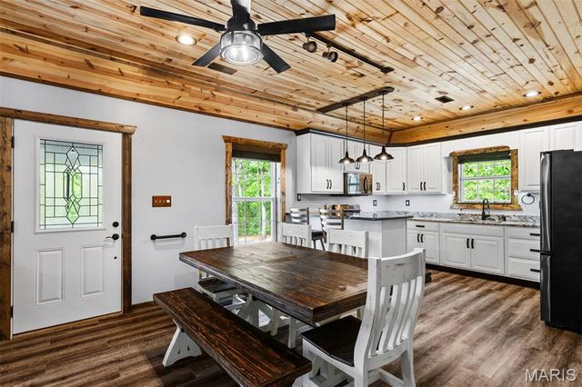 6275 Mohawk Drive, French Village, MO 63036