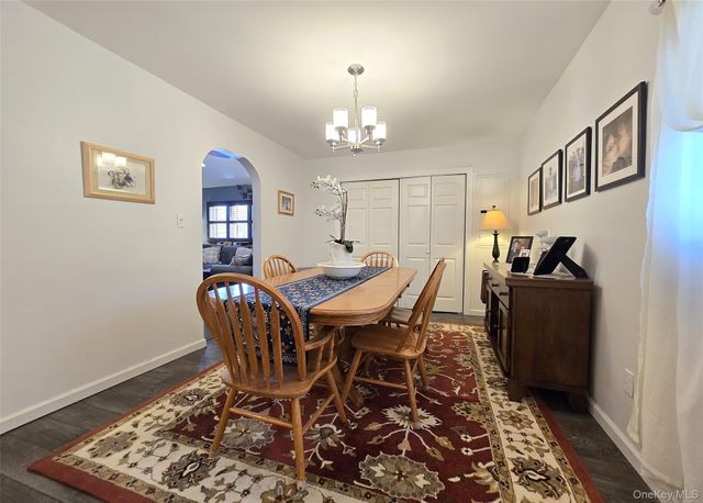 261 Phyllis Drive, Patchogue, NY 11772