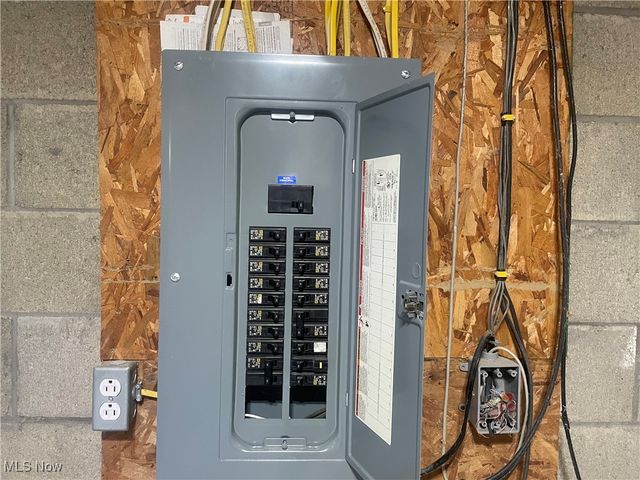 18010 Winterset Lane, Lore City, OH 43755