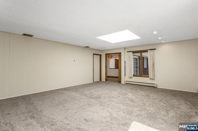 630 Valley Court, Twp Of Washington, NJ 07676