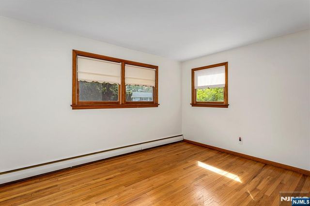 630 Valley Court, Twp Of Washington, NJ 07676