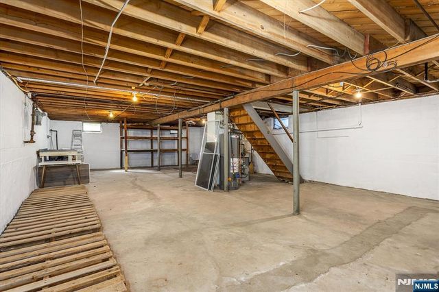 630 Valley Court, Twp Of Washington, NJ 07676