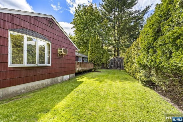 630 Valley Court, Twp Of Washington, NJ 07676