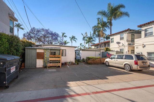 225 D Avenue, Coronado, CA 92118