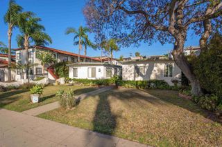225 D Avenue, Coronado, CA 92118