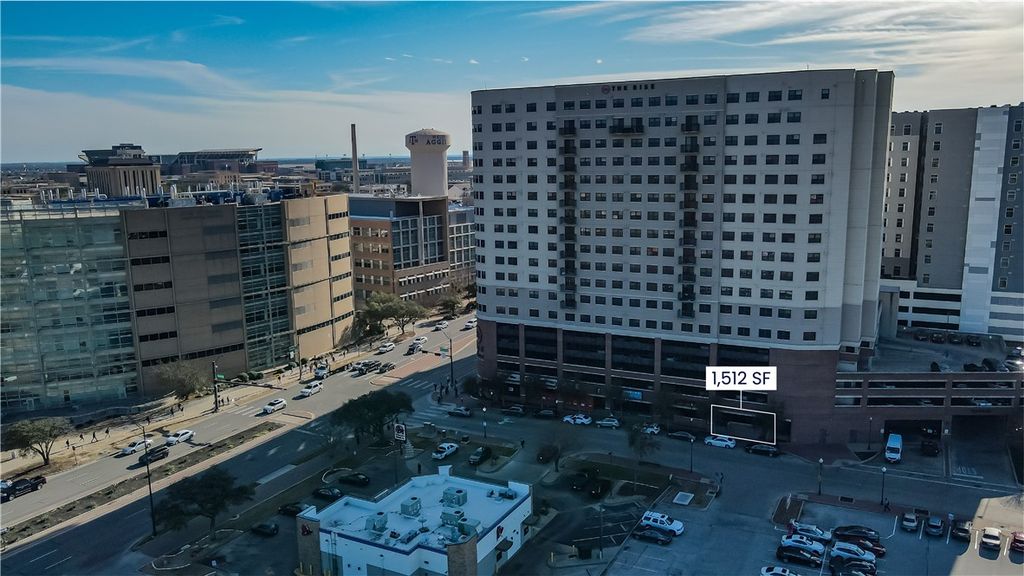 717 University Drive, College Station, TX 77840 — exterior