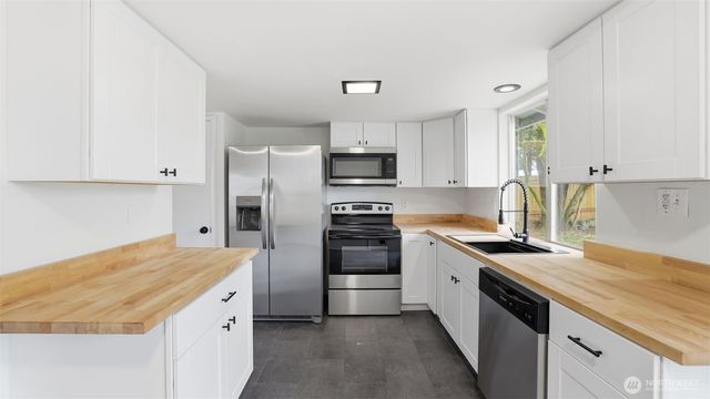 2840 22nd Street SE, Auburn, WA 98092