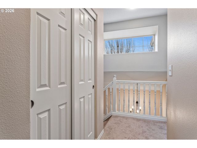 6550 Nw WENMARIE Dr, Portland, OR 97229