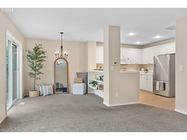 6550 Nw WENMARIE Dr, Portland, OR 97229