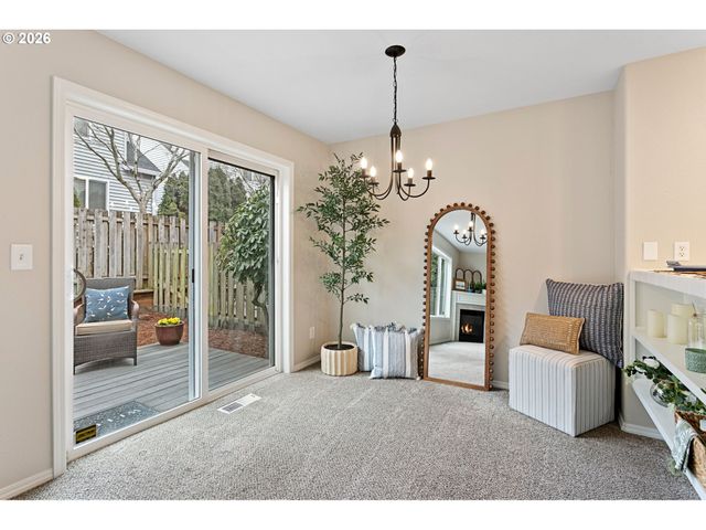 6550 Nw WENMARIE Dr, Portland, OR 97229