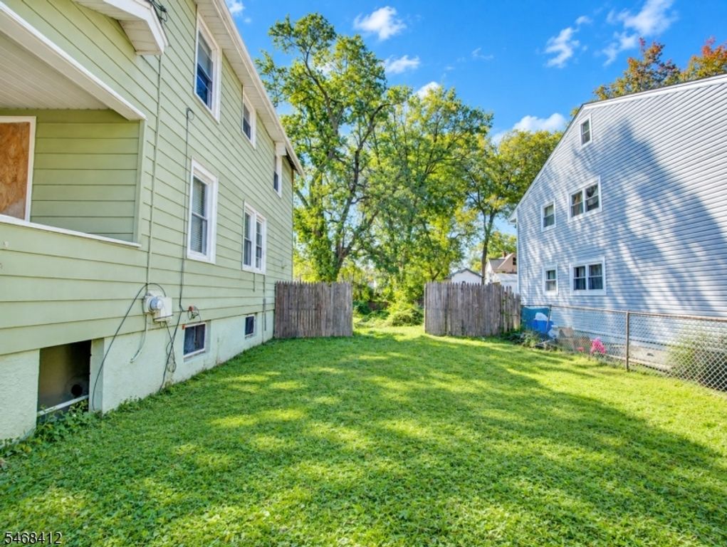 181 Berdan Pl, Hackensack City, NJ 07601 — photo 4