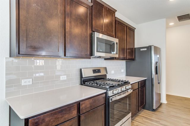 7133 Spotted Leaf WAY, Del Valle, TX 78617