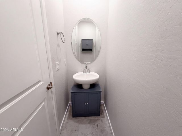 3855 S MCQUEEN Road 3, Chandler, AZ 85286