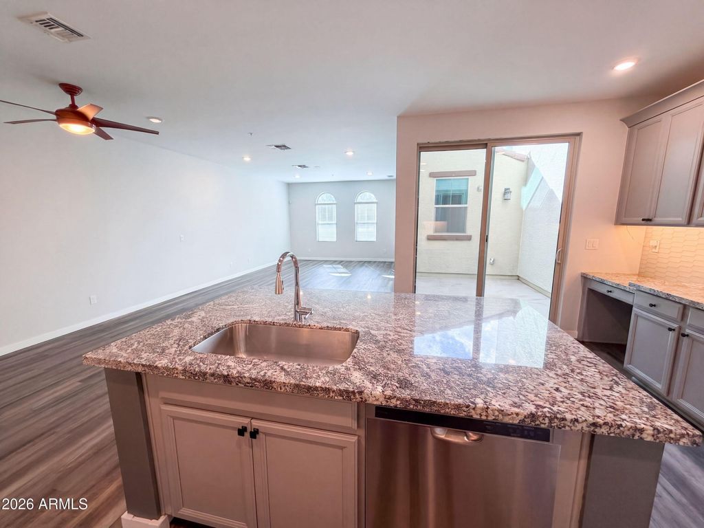 3855 S MCQUEEN Road 3, Chandler, AZ 85286 — photo 5