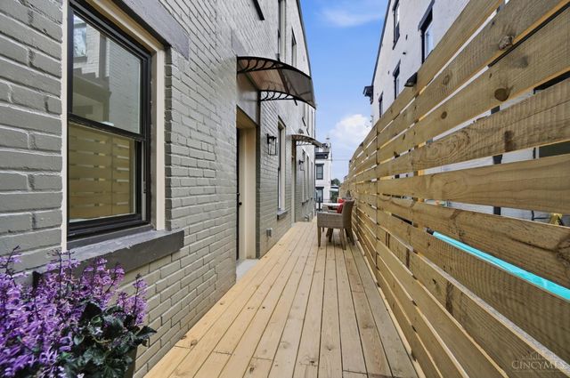 1707 Highland Avenue, Cincinnati, OH 45202