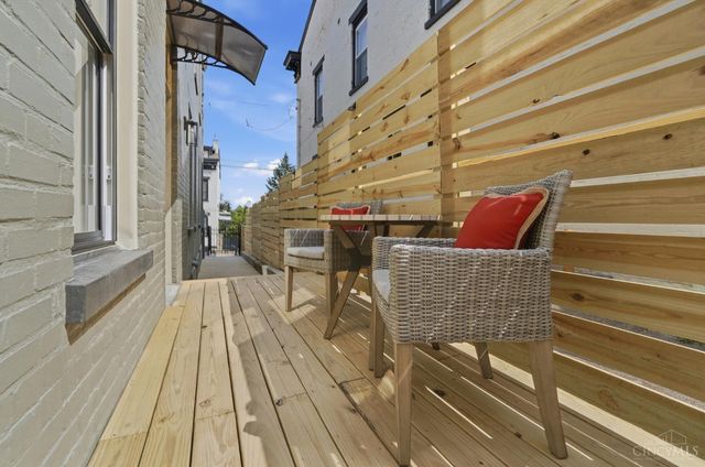 1707 Highland Avenue, Cincinnati, OH 45202