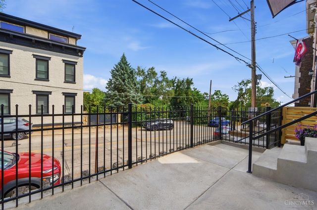 1707 Highland Avenue, Cincinnati, OH 45202