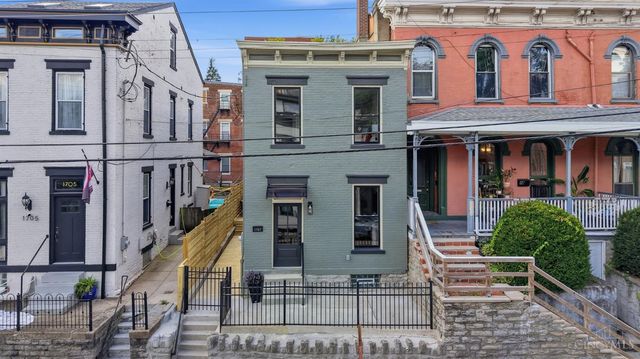 1707 Highland Avenue, Cincinnati, OH 45202
