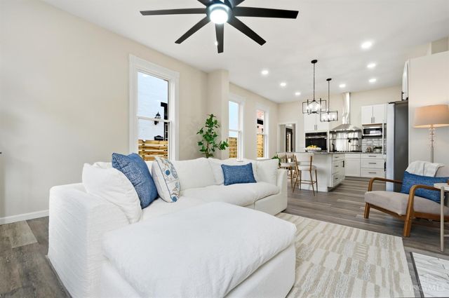 1707 Highland Avenue, Cincinnati, OH 45202
