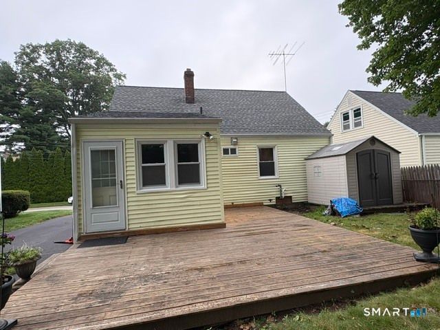 8 Edgemont Road, Milford, CT 06460