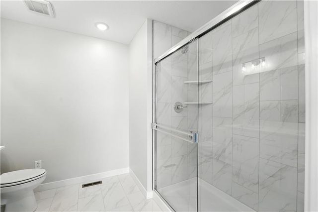 715 Glenn Circle, Raymore, MO 64083