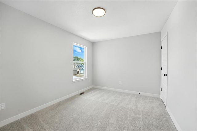 715 Glenn Circle, Raymore, MO 64083