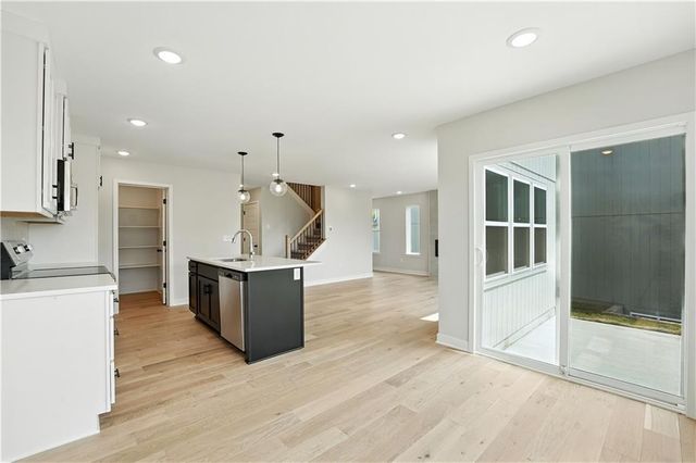 715 Glenn Circle, Raymore, MO 64083