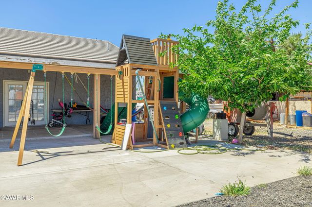 38740 E 25th Street, Palmdale, CA 93550
