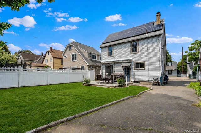 22 Prospect Street, Williston Park, NY 11596