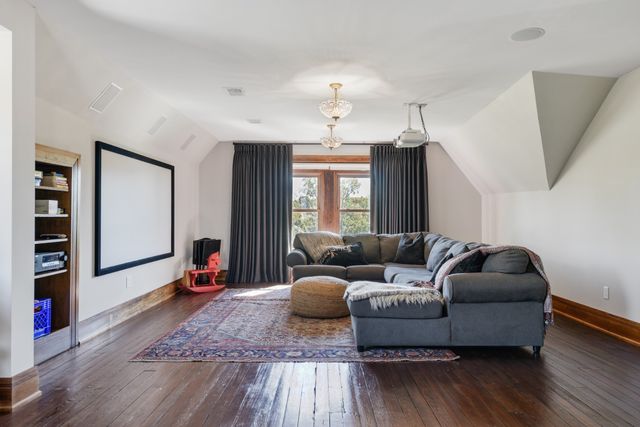 903A Russell St, Nashville, TN 37206