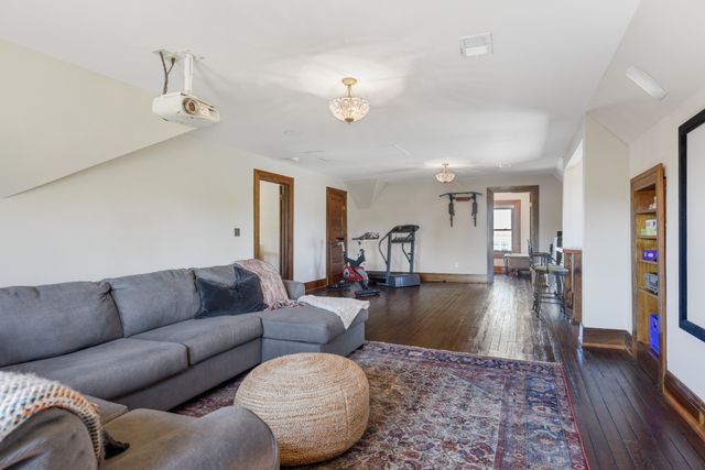 903A Russell St, Nashville, TN 37206