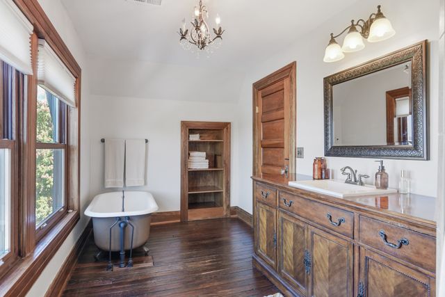 903A Russell St, Nashville, TN 37206